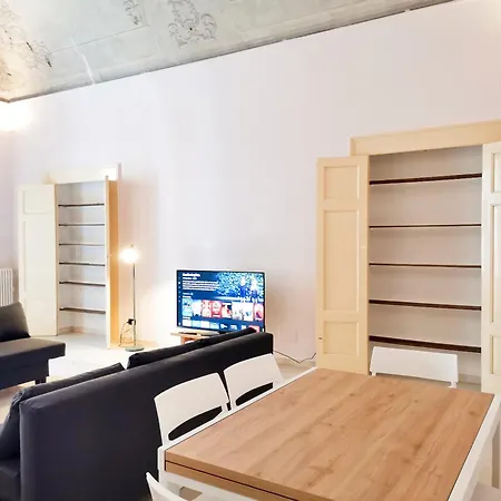 Al Dona Apartment